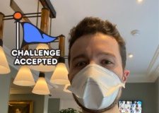 Coronavirus : des soignants hébergés gratuitement au Coq Hôtel à Paris