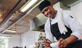 Coronavirus : La date de réouverture des cafés et restaurants annoncée fin mai