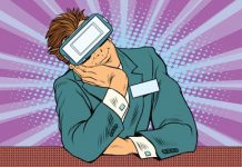 Thalasso, Spa et digital, Partie I | Avec le bien-être mental, le digital neuro-inclusif va-t-il révolutionner Spa et Thalasso en hôtellerie ? Manager at VR glasses for reception @ credit Depositphotos