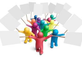 Social, Suisse | À Genève, le « ras-le-bol » des femmes de chambre et valets ! Un manifeste avant la tempête ? Contestation femmes de chambre et valets en Suisse @ credit Depositphotos demonstration