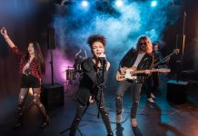 Prospective | Les groupes hôteliers, futurs « tourneurs » (de concerts) ? Concert @ credit Depositphotos