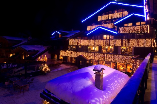 Courchevel 1850 by night @ credit Depositphotos