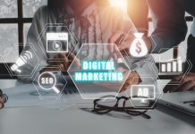 Tech’ | D-EDGE acquiert LoungeUp Digital marketing technology concept, Businessteam using laptop computer with VR screen digital marketing icon on office desk, Internet, Online, Search Engine Optimisation, SEO, Video Advertising.