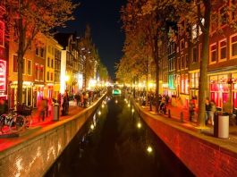 Amsterdam, Quartier rouge @ credit Depositphotos