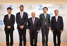Conversions, Japon | IHG et Hotel Management International, 3 conversions sous enseigne ANA Crowne Plaza Au milieu, Abhijay Sandilya (IHG) et Hira Ryuko (HMI)@ credit OfficialPhotoFromPressEvent