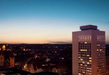 Ouverture, Allemagne | Leonardo Hotels s’implante à Erfurt avec le NYX Hotel, une adresse lifestyle au cœur de la ville Façade de l'hôtel NYX Hotel Erfurt@ credit Leonardo Hotels - Moyenne