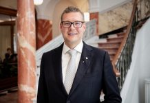 Suisse | Matthias Kindl nommé directeur général du Mandarin Oriental Palace, Lucerne Matthias Kindl @ credit Mandarin Oriental - Moyenne