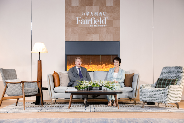 Yibing Mao and David Marriott @ credit Marriott