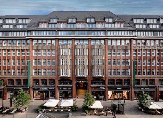Conrad-Hamburg_JanSchuenke_Exterior