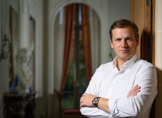 Gouvernance | Alexandre Peyrussan nommé Directeur Général Hôtellerie & Œnotourisme chez Roederer Collection Alexandre Peyrussan @ credit linkedin