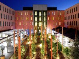 Radisson blu Toulouse Airport @ credit Christie & Co