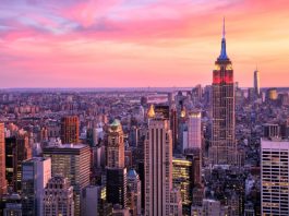 USA | Dan Hotels fait son entrée sur le marché américain avec l’acquisition du NoMo SoHo à New York pour 125 M$ New York City Midtown with Empire State Building at Amazing Sunset