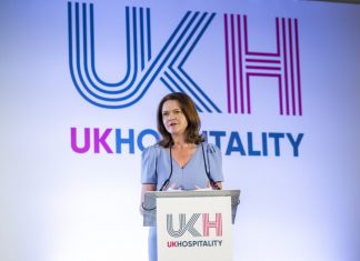 UK, RH | Le gouvernement britannique annonce une hausse des salaires minimum dès avril 2026 Kate Nicholls, Chief Executive UK Hospitality @ credit UK Hospitality