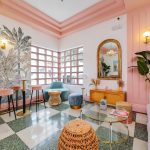 Namron Hospitality ouvre Le Particulier Miami, hôtel boutique Art déco de 54 chambres, marquant l’arrivée du groupe mexicain aux États-Unis.