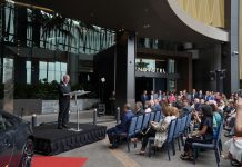 Ouverture, Australie | Cabravale Club Resort (Novotel) : une nouvelle ère s’ouvre à l’ouest de Sydney Le Président Walter Robinson OAM, inauguration du Cabravale Club Resort