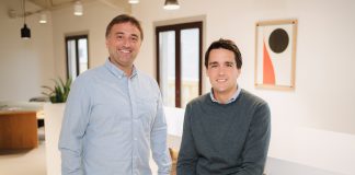 Ouverture hybride, Paris | Líbere Hospitality Group signe son premier établissement à Paris pour début 2026 Antón de la Rica & Mikel Rodriguez CEOs of Líbere Hospitality Group