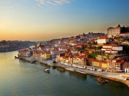 Ouverture 2026, Portugal | Porto accueillera en 2026 l’Evolution Gaia, une nouvelle étape pour SANA Hotels Porto et le Douro, coucher de soleil @ credit Depositphotos.com