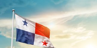 Ouverture 2028, Panama | Trinity Hills Valley dévoile un resort Tribute Portfolio au Panama Drapeau du Panama @ credit Depositphotos.com